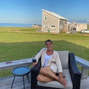 Meet your Posher, Meaghan